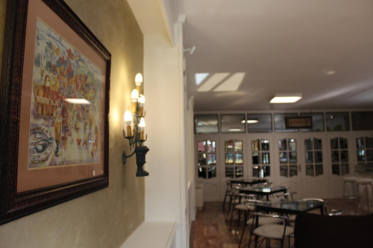 Hotel Alda A Boira ฮากา ภายนอก รูปภาพ