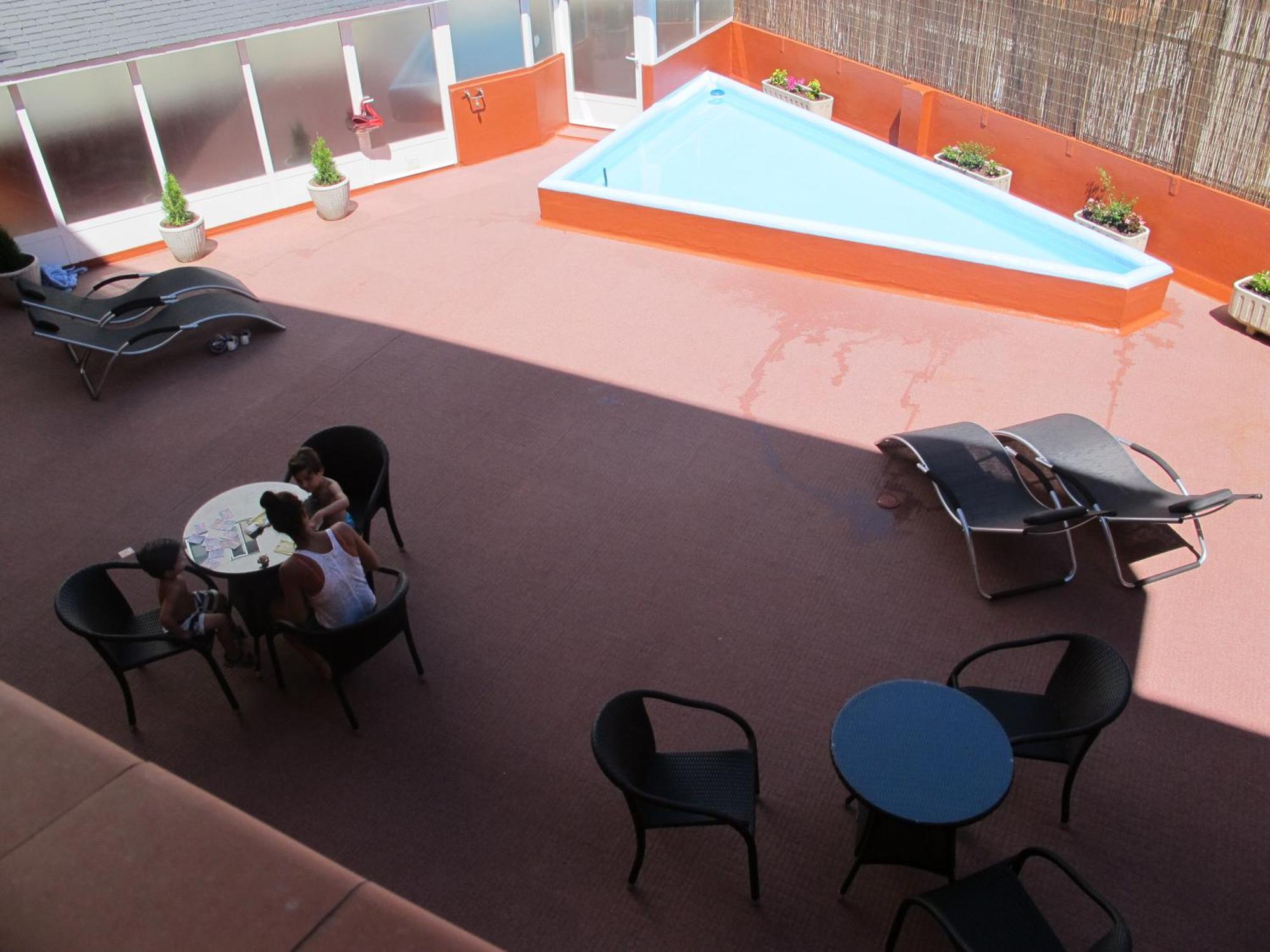 Hotel Alda A Boira ฮากา ภายนอก รูปภาพ